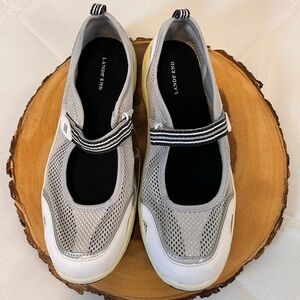 Lands' End Light Gray Mesh Mary Jane Shoes Velcro strap Women’s‎ Size 9.5
